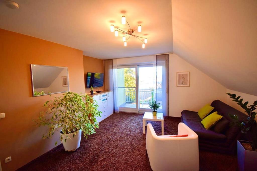 Ferienwohnung Ingrid Markt Erlbach Bagian luar foto